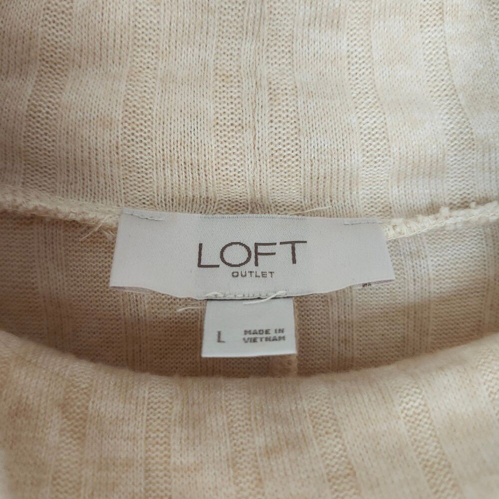 Loft Beige Ribbed Turtleneck Mock Neck Women’s Large - Picture 2 of 4